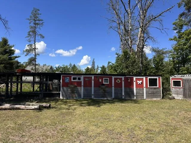 164 W 10 Mile Irons, MI 49644