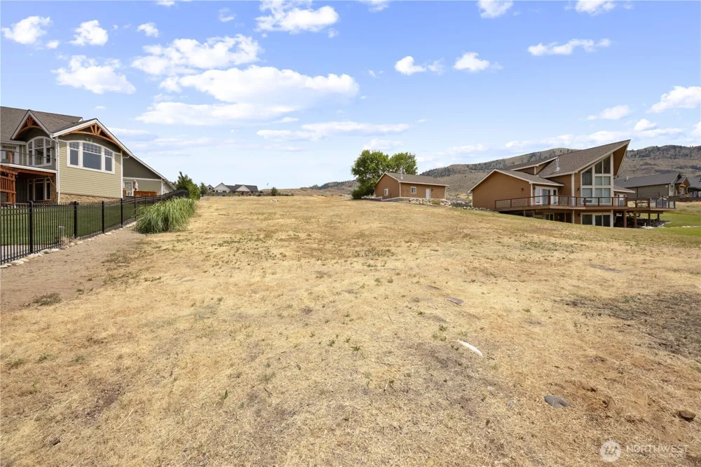 27 Shore Drive Orondo, WA 98843