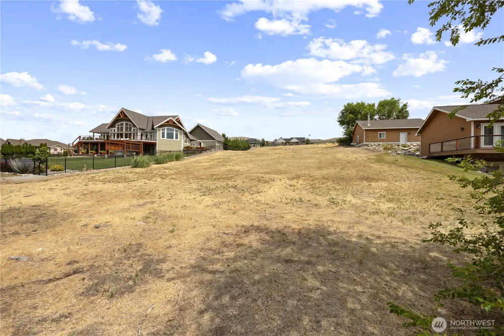 27 Shore Drive Orondo, WA 98843