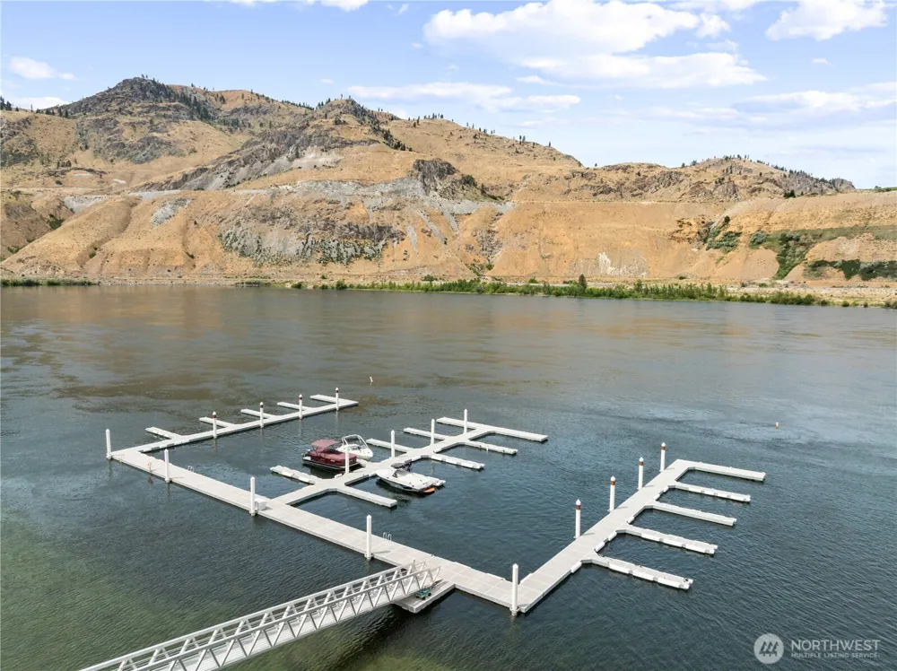27 Shore Drive Orondo, WA 98843