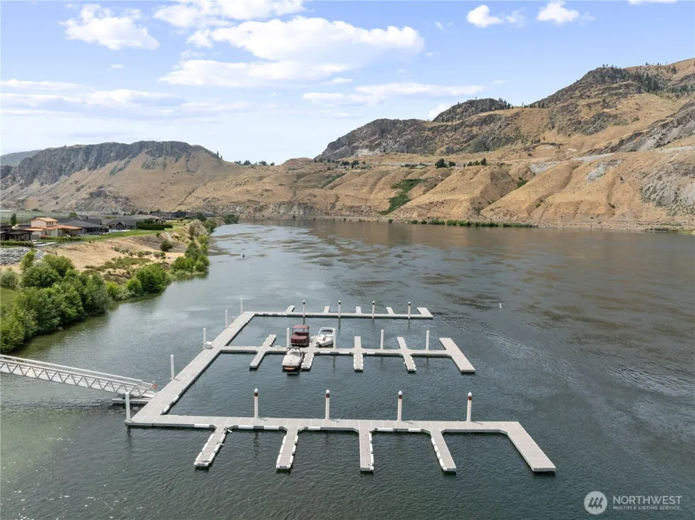 27 Shore Drive Orondo, WA 98843