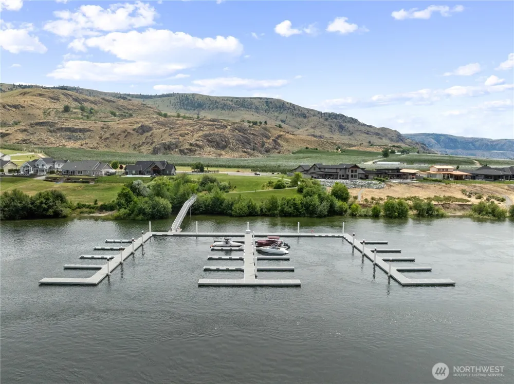 27 Shore Drive Orondo, WA 98843