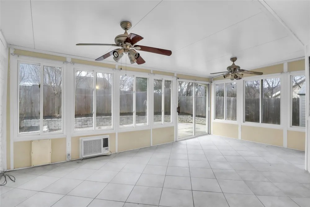 600 Flintridge Court Irving, TX 75038