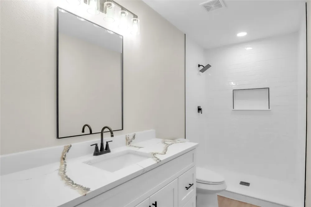 600 Flintridge Court Irving, TX 75038