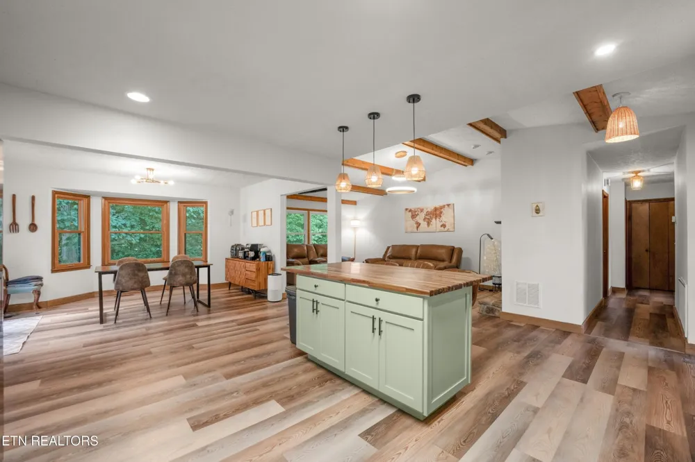 241 Cardinal Loop Crossville, TN 38555