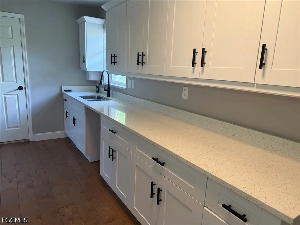 Wyandotte Avenue Alva, FL 33920