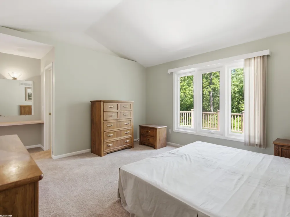 6737 Copper Creek Drive Washington Township, MI 48094