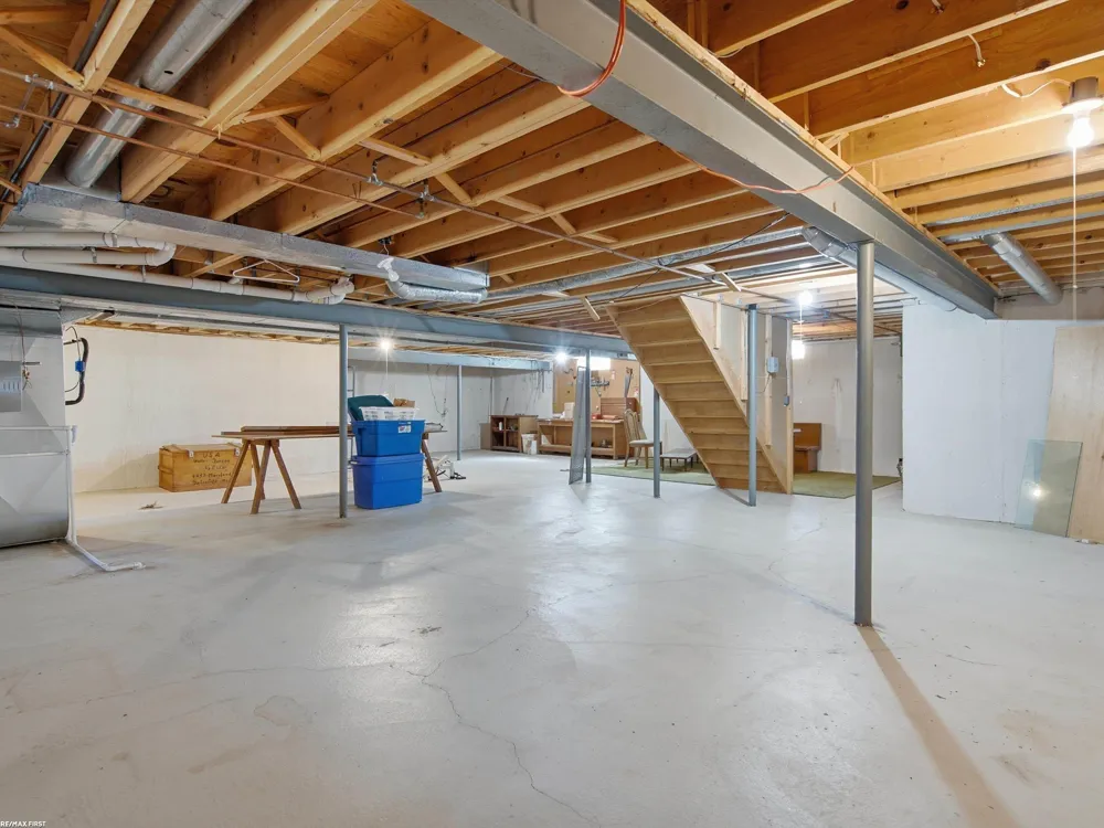 6737 Copper Creek Drive Washington Township, MI 48094