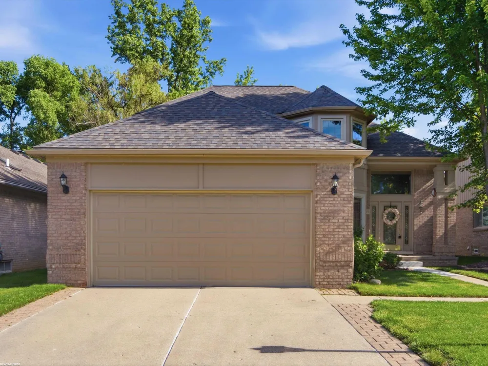6737 Copper Creek Drive Washington Township, MI 48094