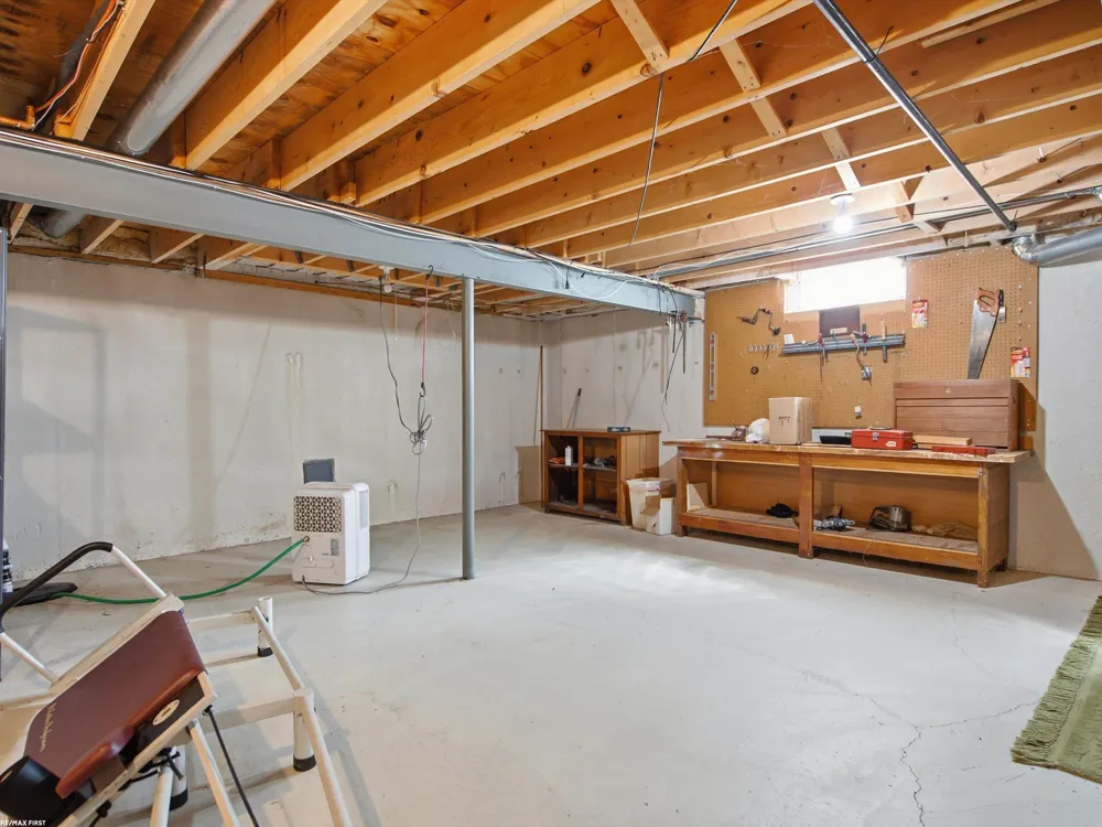 6737 Copper Creek Drive Washington Township, MI 48094