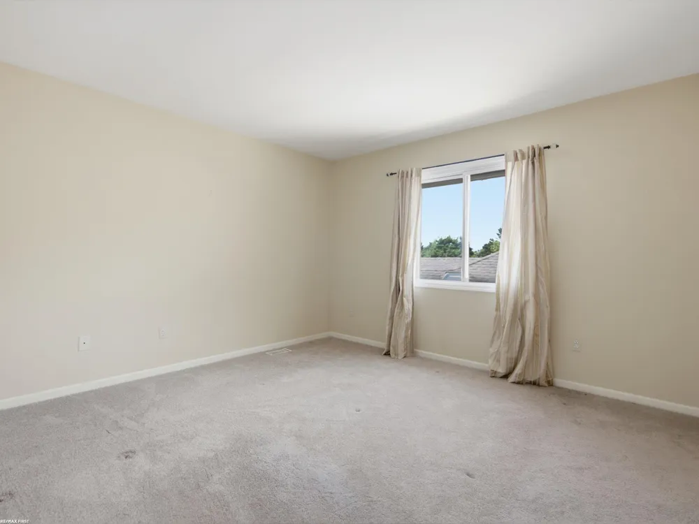 6737 Copper Creek Drive Washington Township, MI 48094