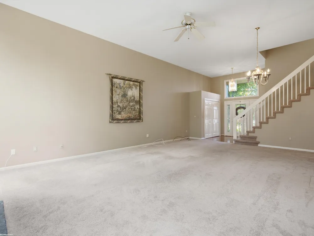 6737 Copper Creek Drive Washington Township, MI 48094