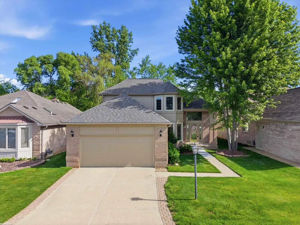 6737 Copper Creek Drive Washington Township, MI 48094