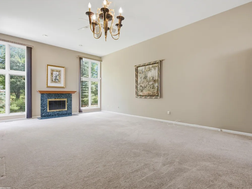 6737 Copper Creek Drive Washington Township, MI 48094
