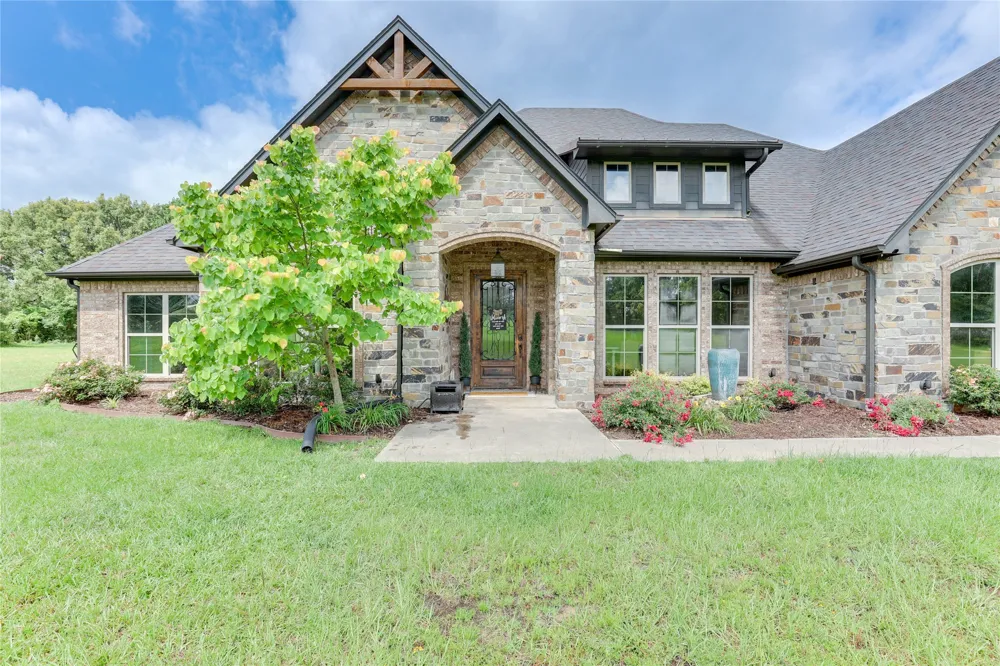 20042 E FM 1716 Tatum, TX 75691