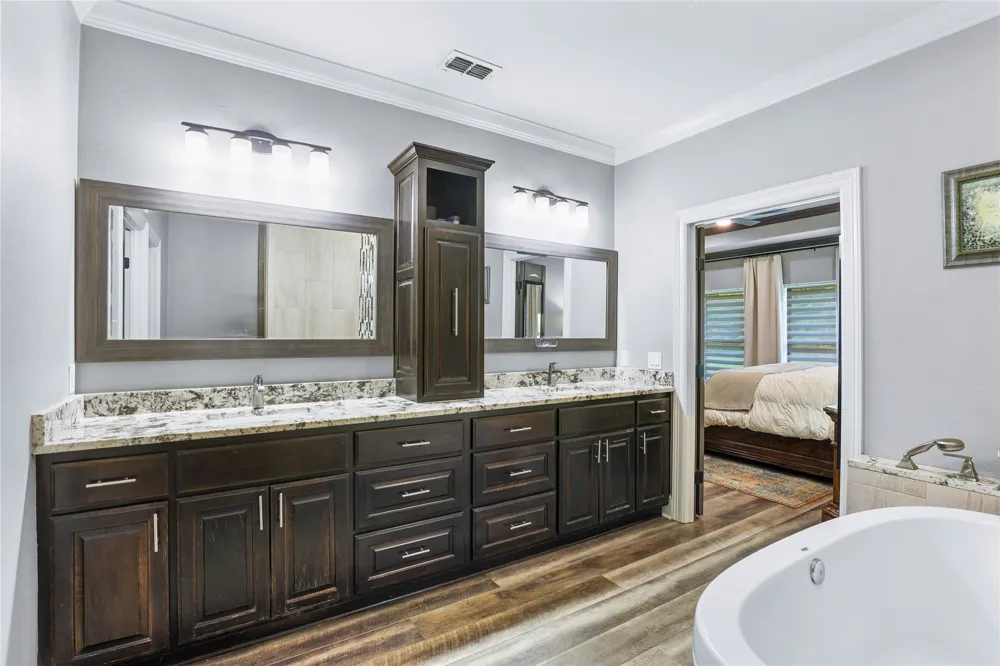 20042 E FM 1716 Tatum, TX 75691