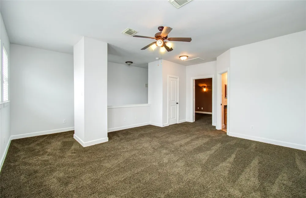 814 Hollington Way Sugar Land, TX 77479
