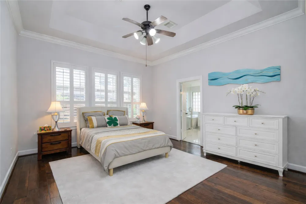 814 Hollington Way Sugar Land, TX 77479