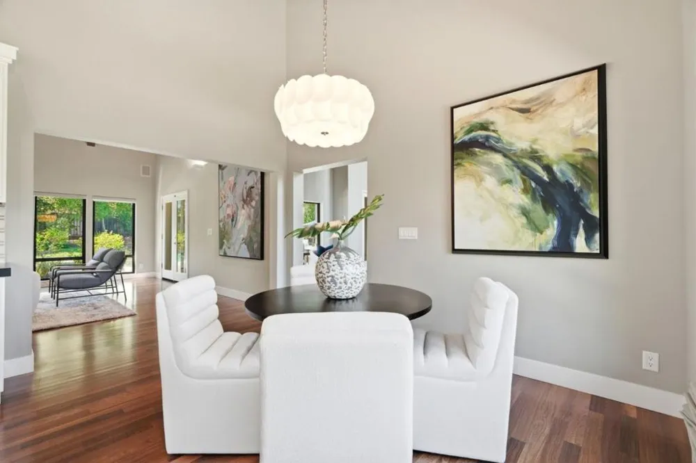 28100 Story Hill Lane Los Altos Hills, CA 94022