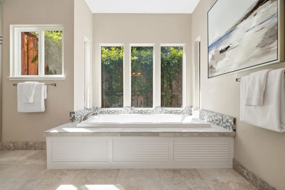 28100 Story Hill Lane Los Altos Hills, CA 94022