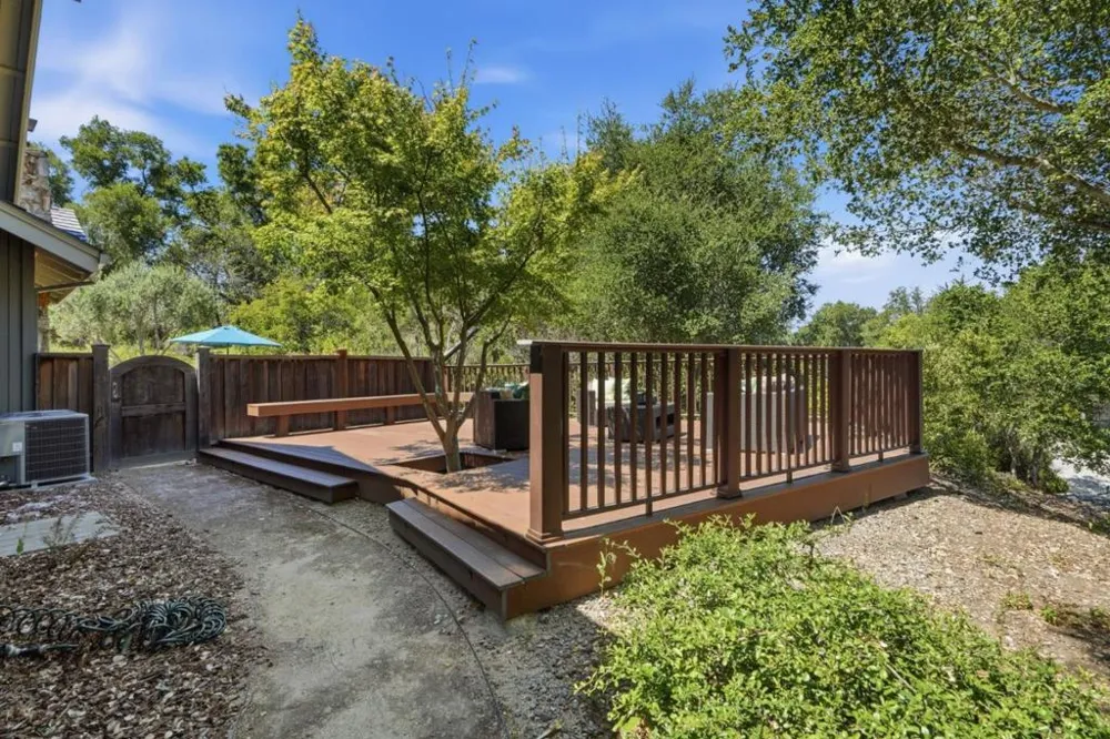 28100 Story Hill Lane Los Altos Hills, CA 94022