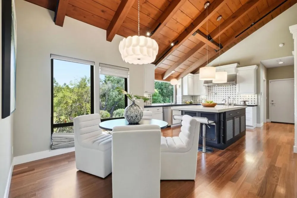 28100 Story Hill Lane Los Altos Hills, CA 94022