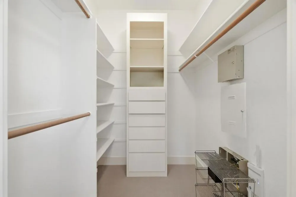 28100 Story Hill Lane Los Altos Hills, CA 94022