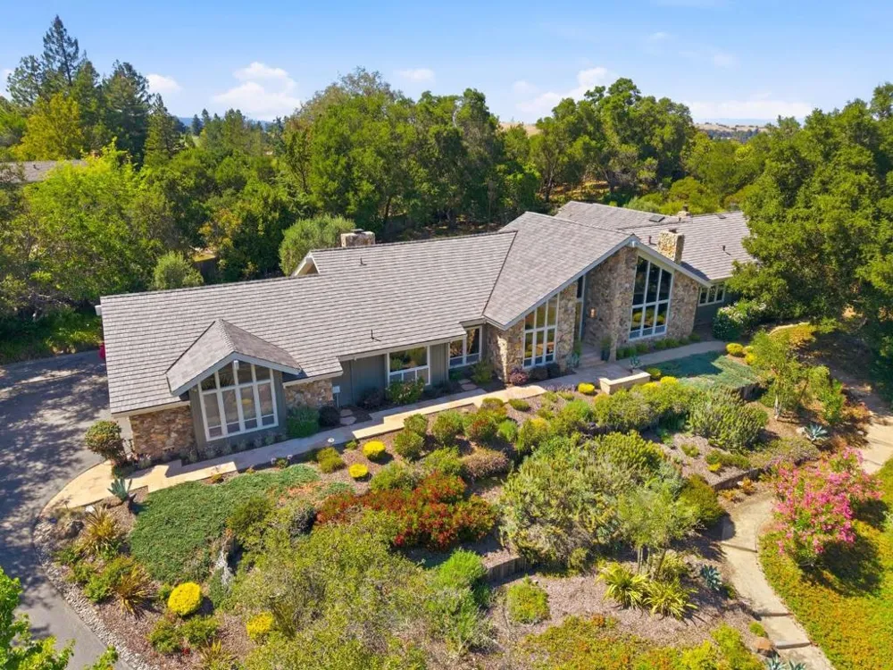 28100 Story Hill Lane Los Altos Hills, CA 94022