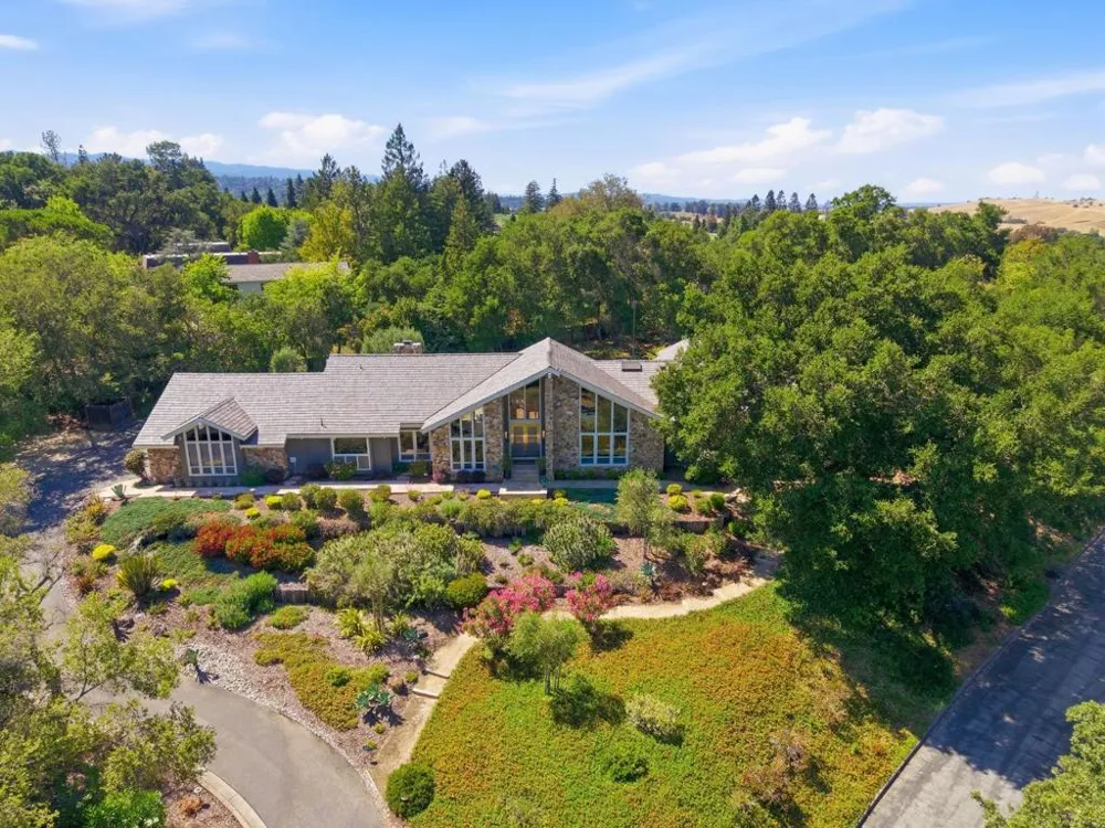 28100 Story Hill Lane Los Altos Hills, CA 94022
