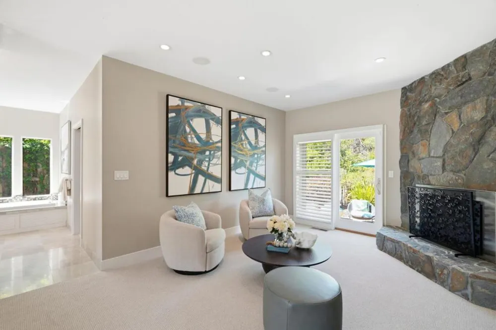 28100 Story Hill Lane Los Altos Hills, CA 94022