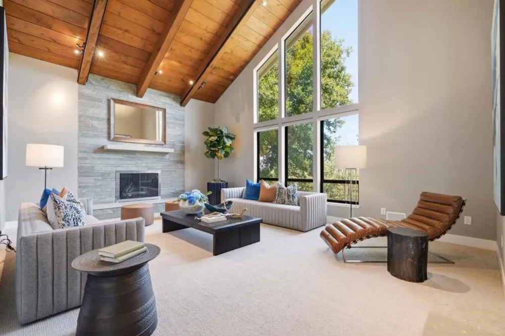 28100 Story Hill Lane Los Altos Hills, CA 94022