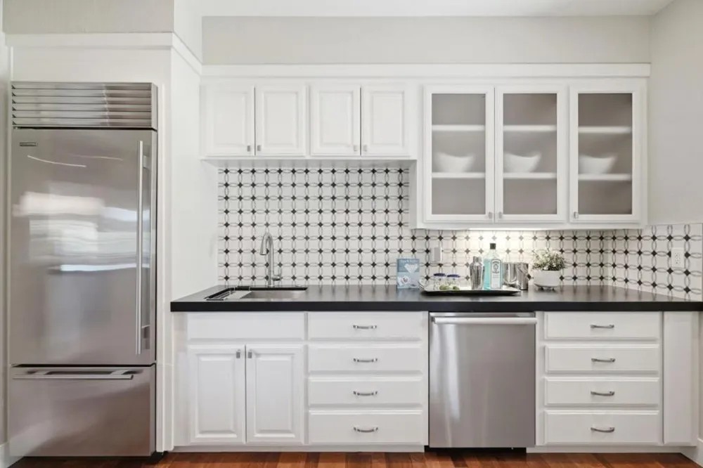 28100 Story Hill Lane Los Altos Hills, CA 94022
