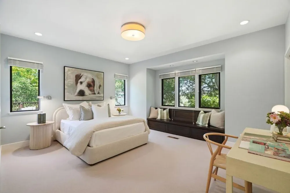 28100 Story Hill Lane Los Altos Hills, CA 94022