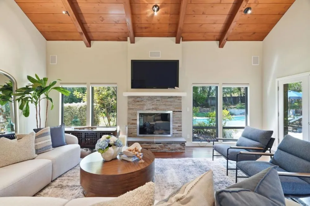 28100 Story Hill Lane Los Altos Hills, CA 94022