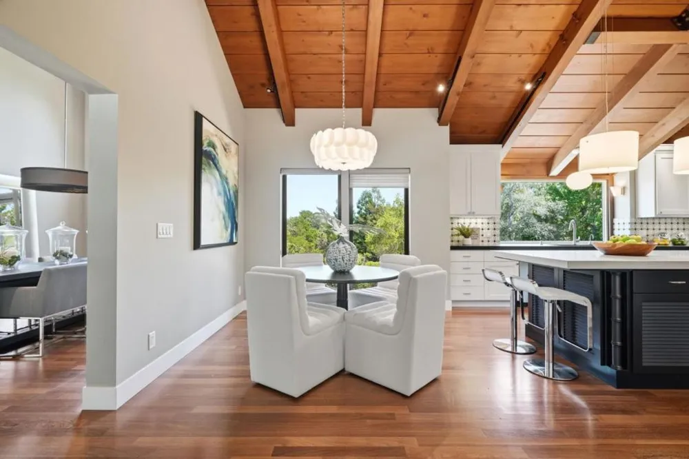 28100 Story Hill Lane Los Altos Hills, CA 94022