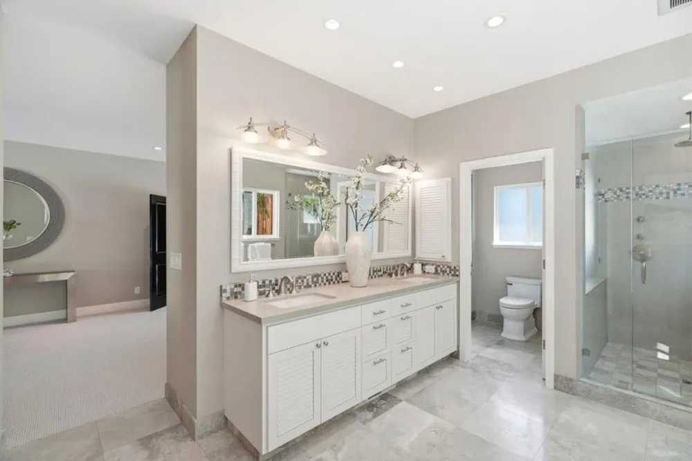 28100 Story Hill Lane Los Altos Hills, CA 94022