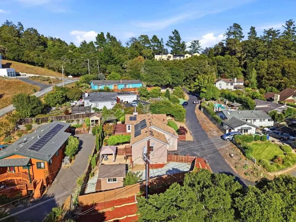 295 Day Valley Road Aptos, CA 95003