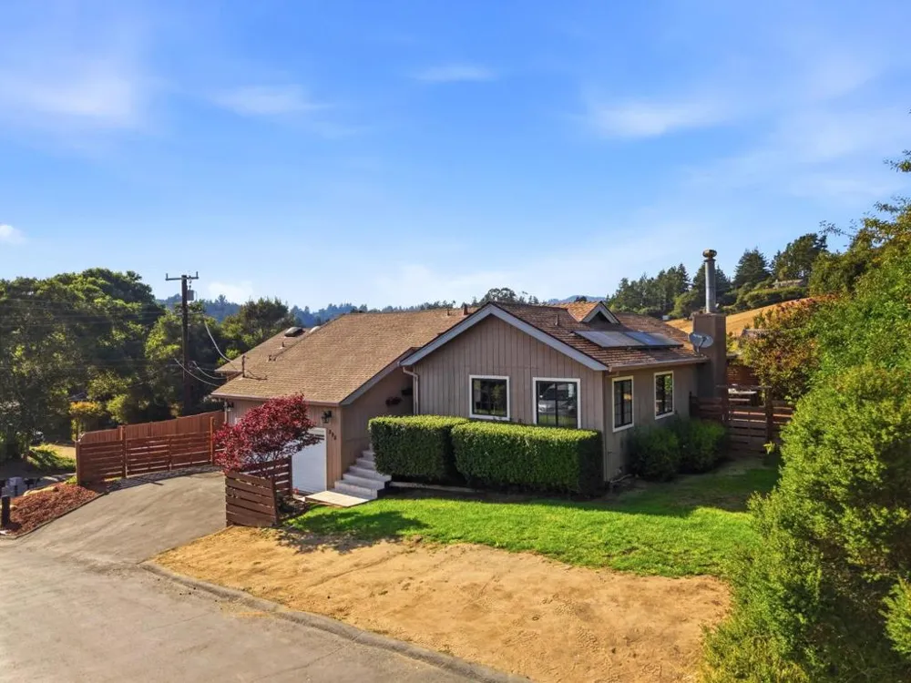 295 Day Valley Road Aptos, CA 95003