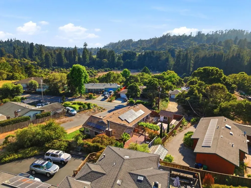 295 Day Valley Road Aptos, CA 95003