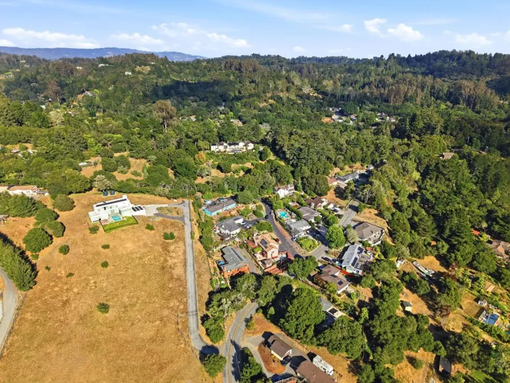 295 Day Valley Road Aptos, CA 95003