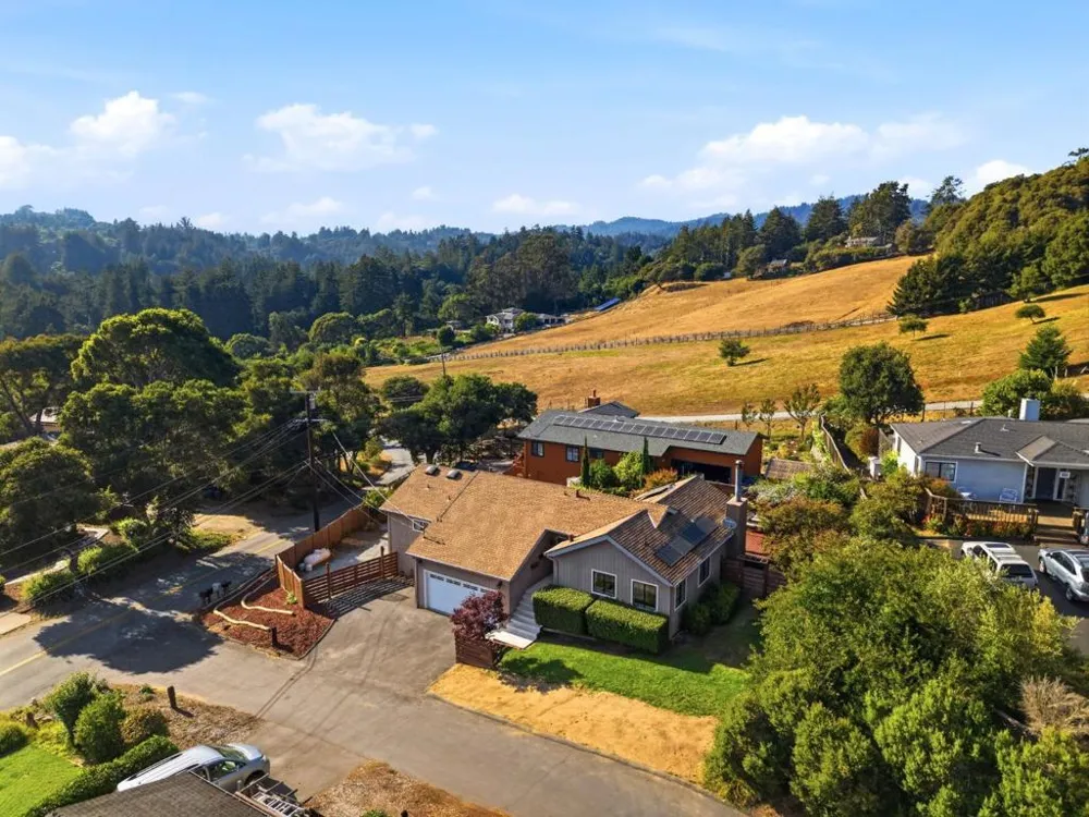295 Day Valley Road Aptos, CA 95003