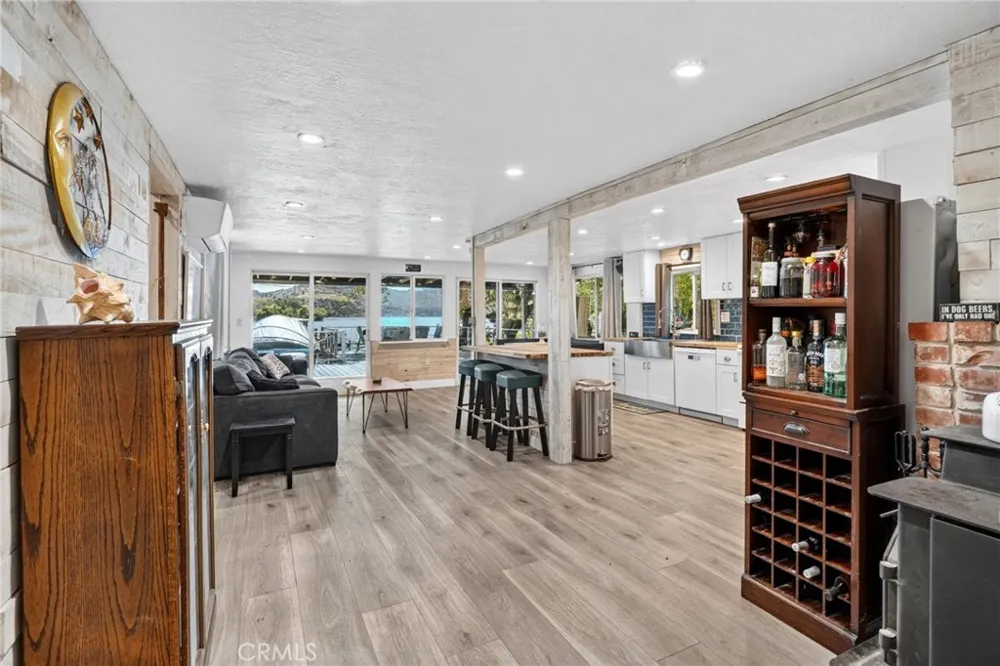 13911 Lakeshore Clearlake, CA 95422