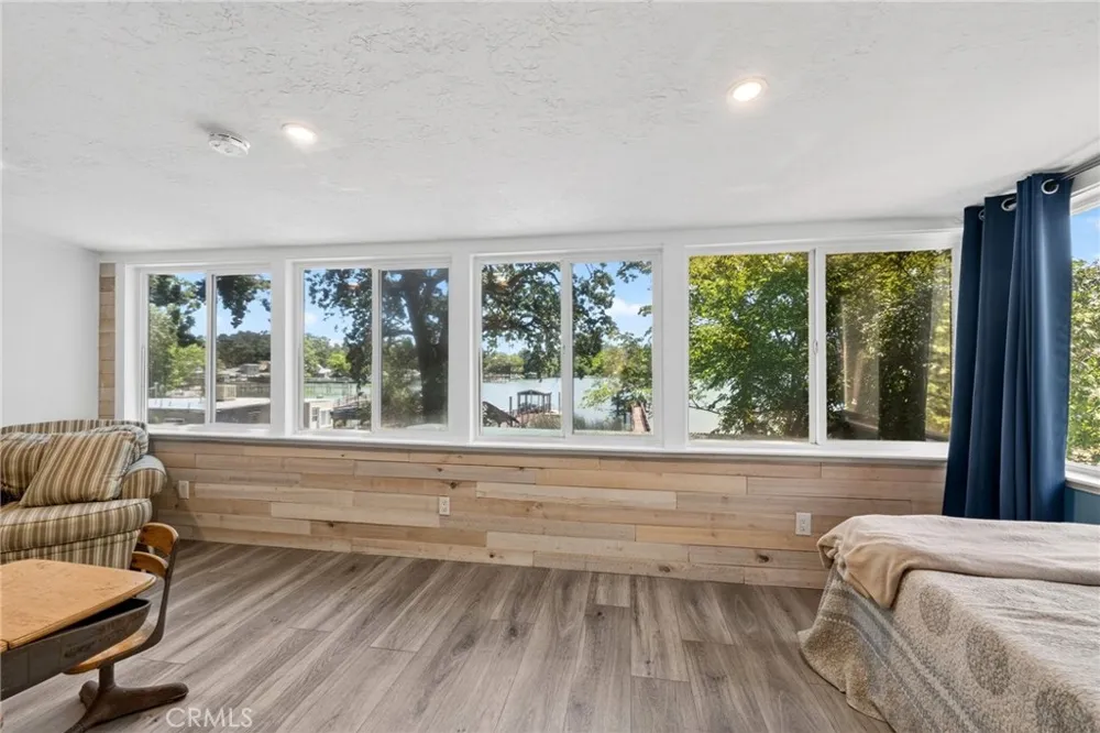 13911 Lakeshore Clearlake, CA 95422