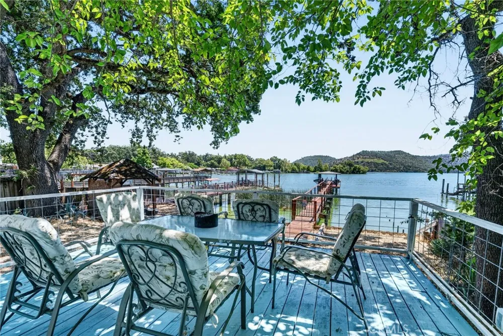13911 Lakeshore Clearlake, CA 95422