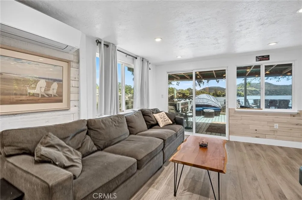 13911 Lakeshore Clearlake, CA 95422