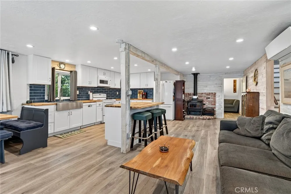 13911 Lakeshore Clearlake, CA 95422