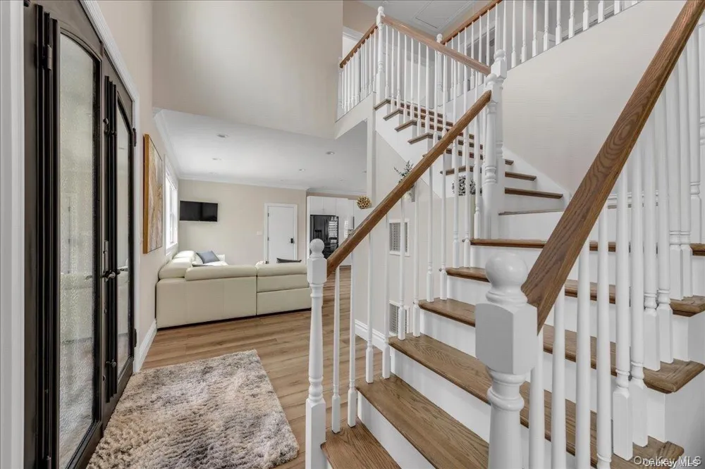 102 Kate Drive New Hyde Park, NY 11040