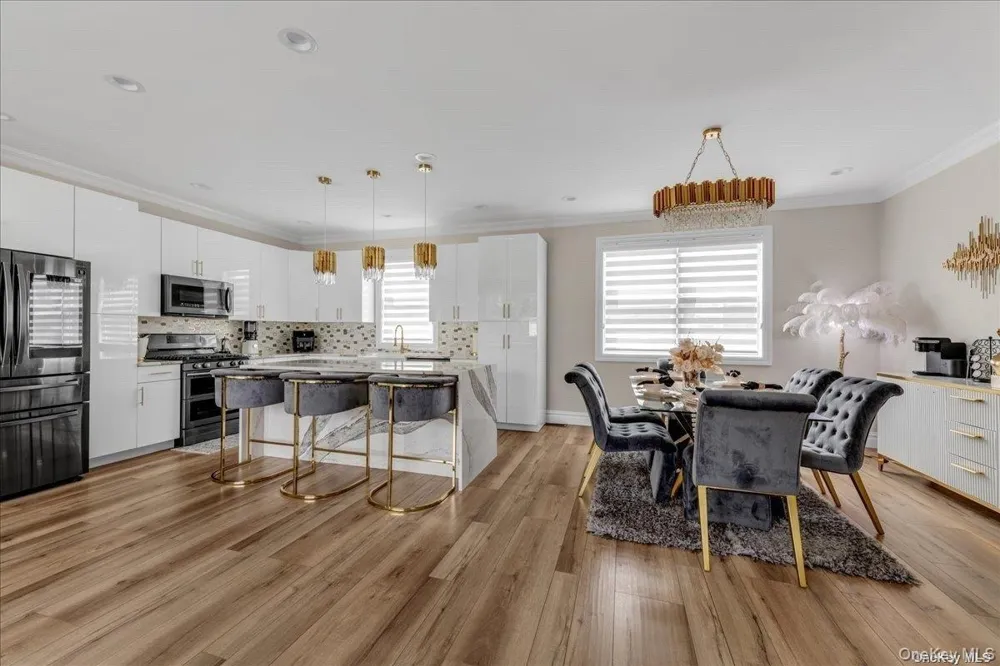102 Kate Drive New Hyde Park, NY 11040