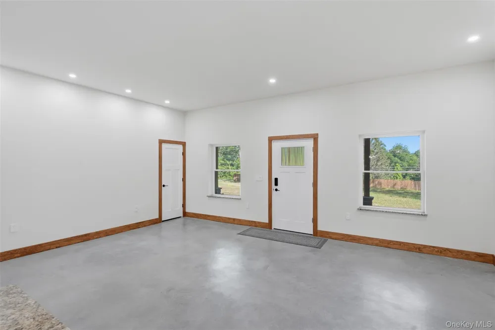 4673 US Highway 209 Accord, NY 12404