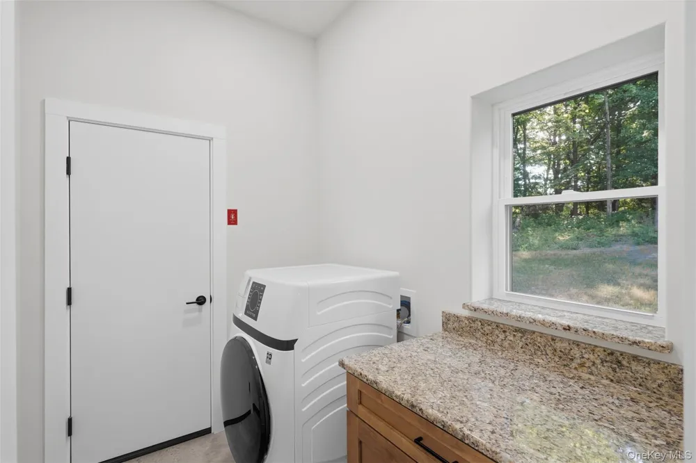 4673 US Highway 209 Accord, NY 12404